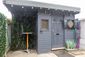 Garden room- click for photo gallery